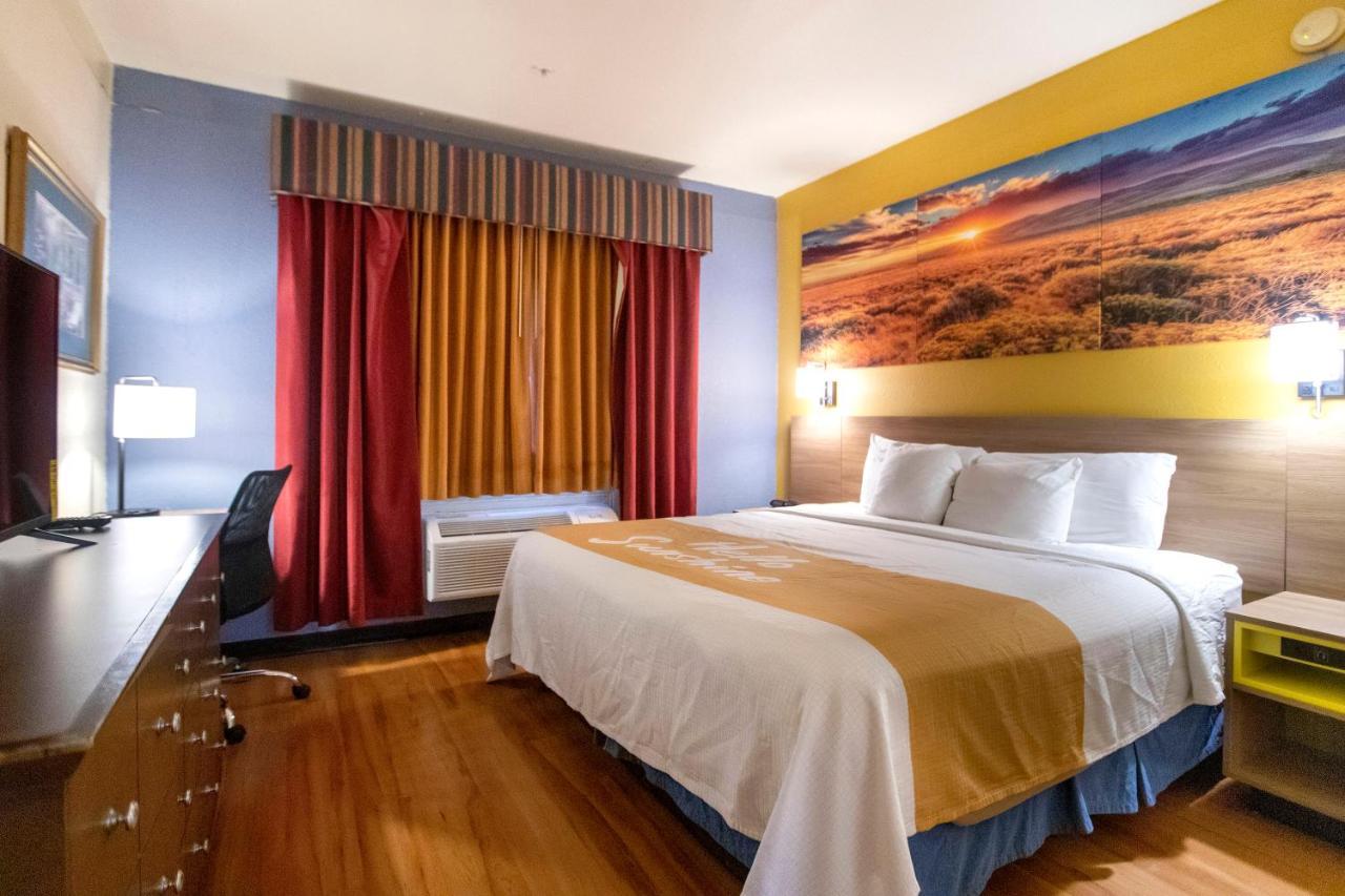 Days Inn & Suites By Wyndham Houston North/Aldine Ngoại thất bức ảnh