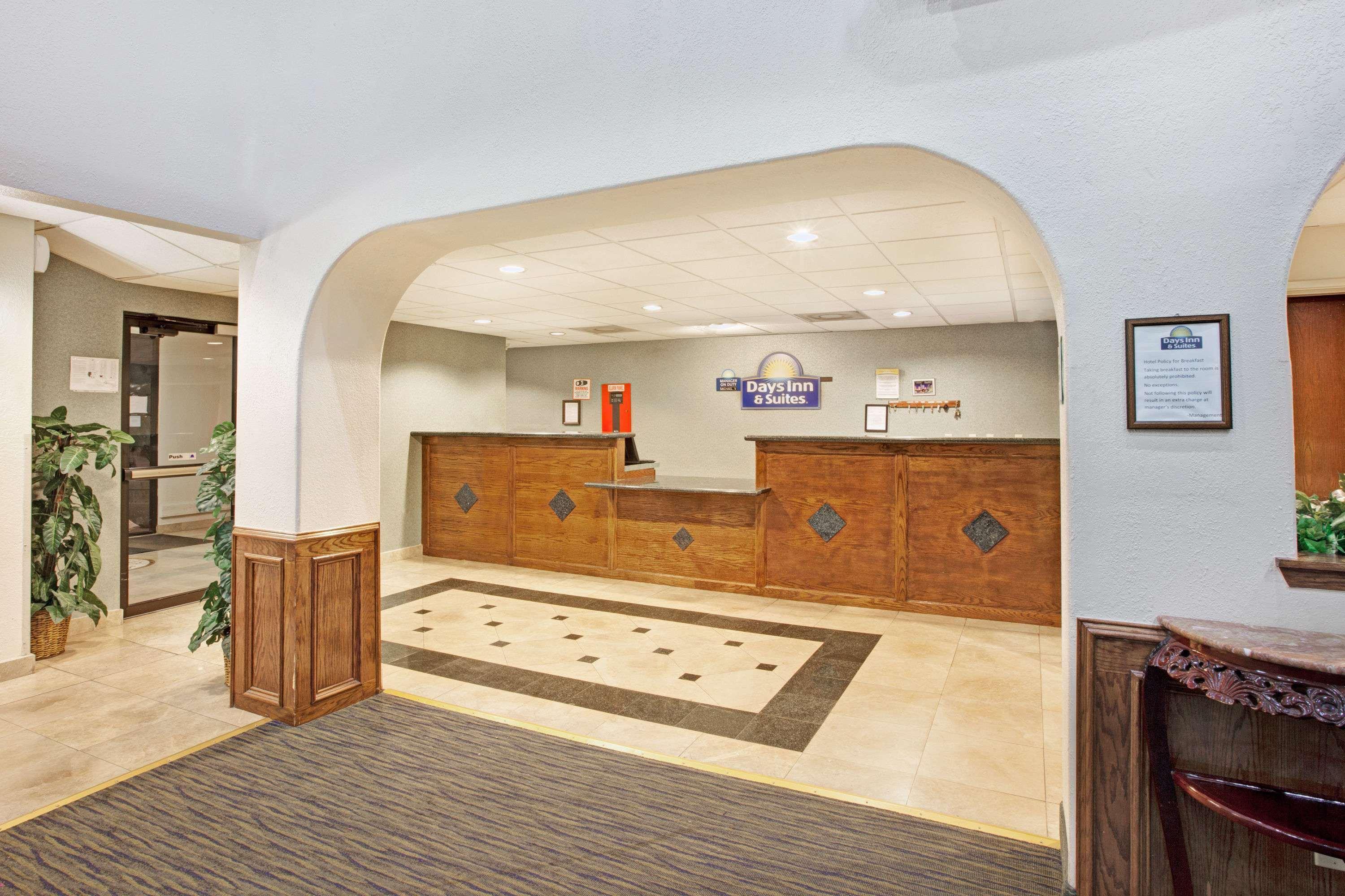 Days Inn & Suites By Wyndham Houston North/Aldine Ngoại thất bức ảnh