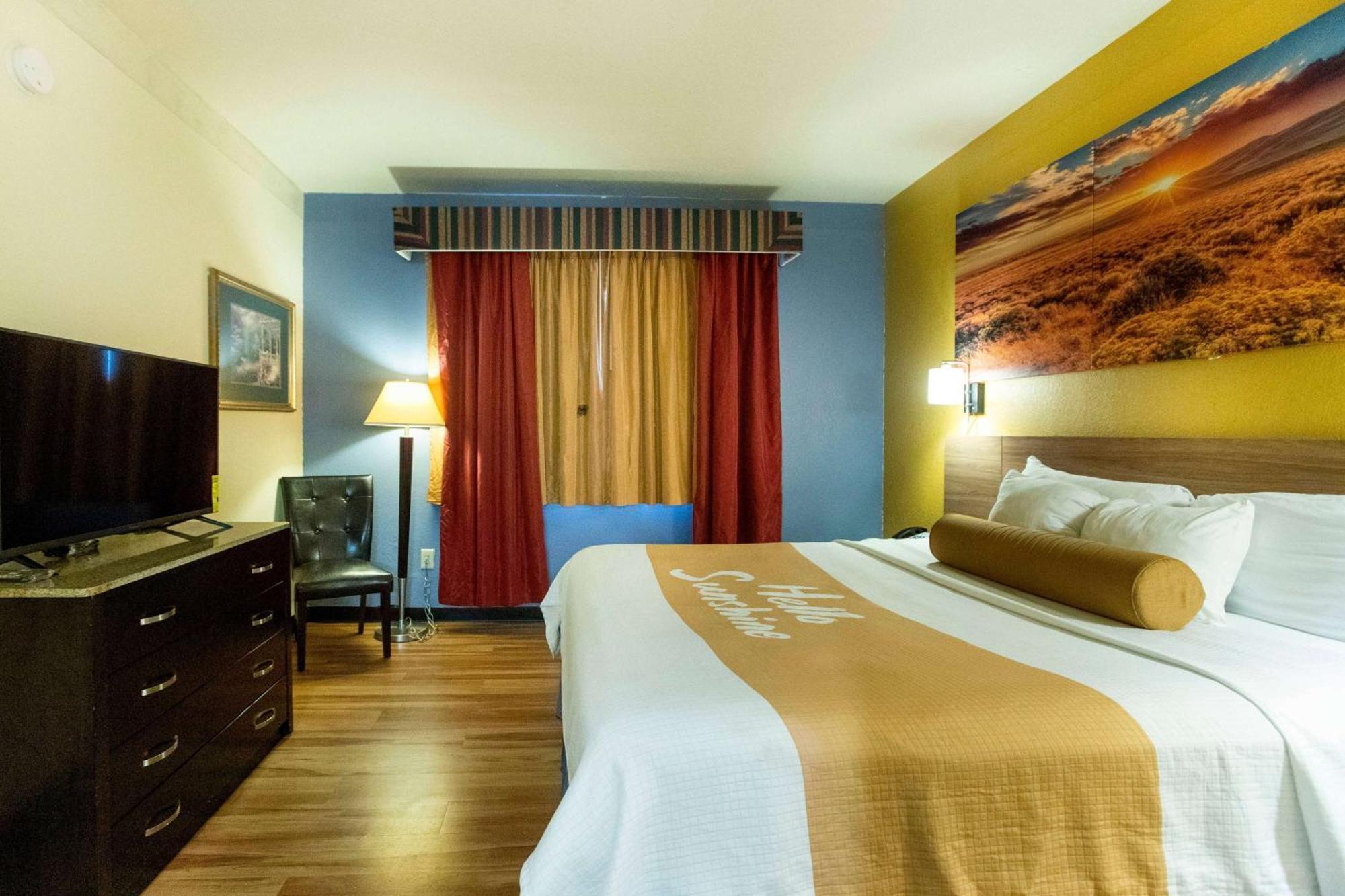 Days Inn & Suites By Wyndham Houston North/Aldine Ngoại thất bức ảnh