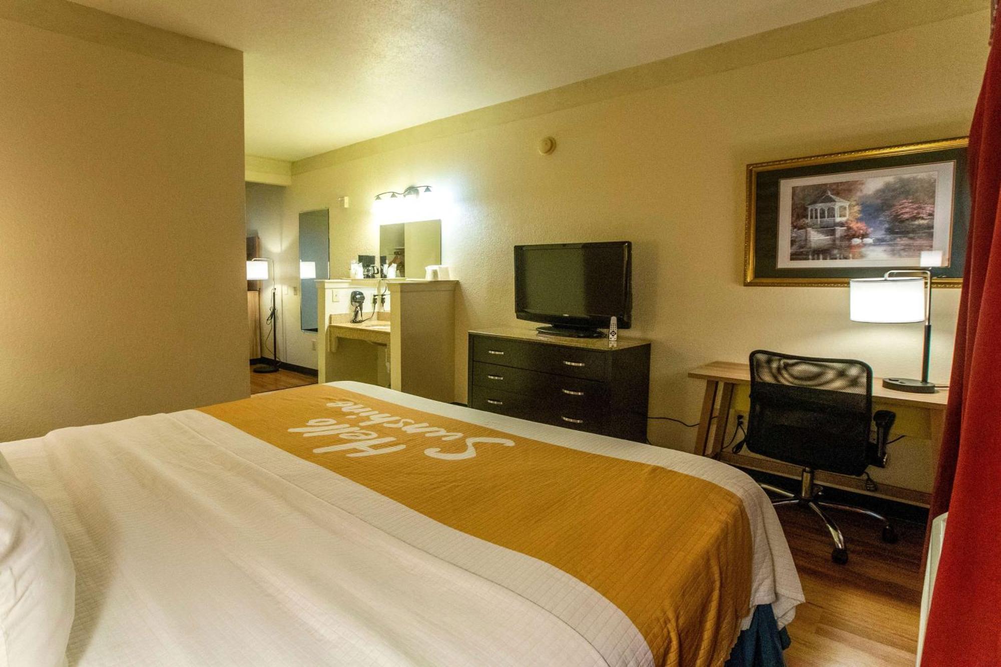 Days Inn & Suites By Wyndham Houston North/Aldine Ngoại thất bức ảnh