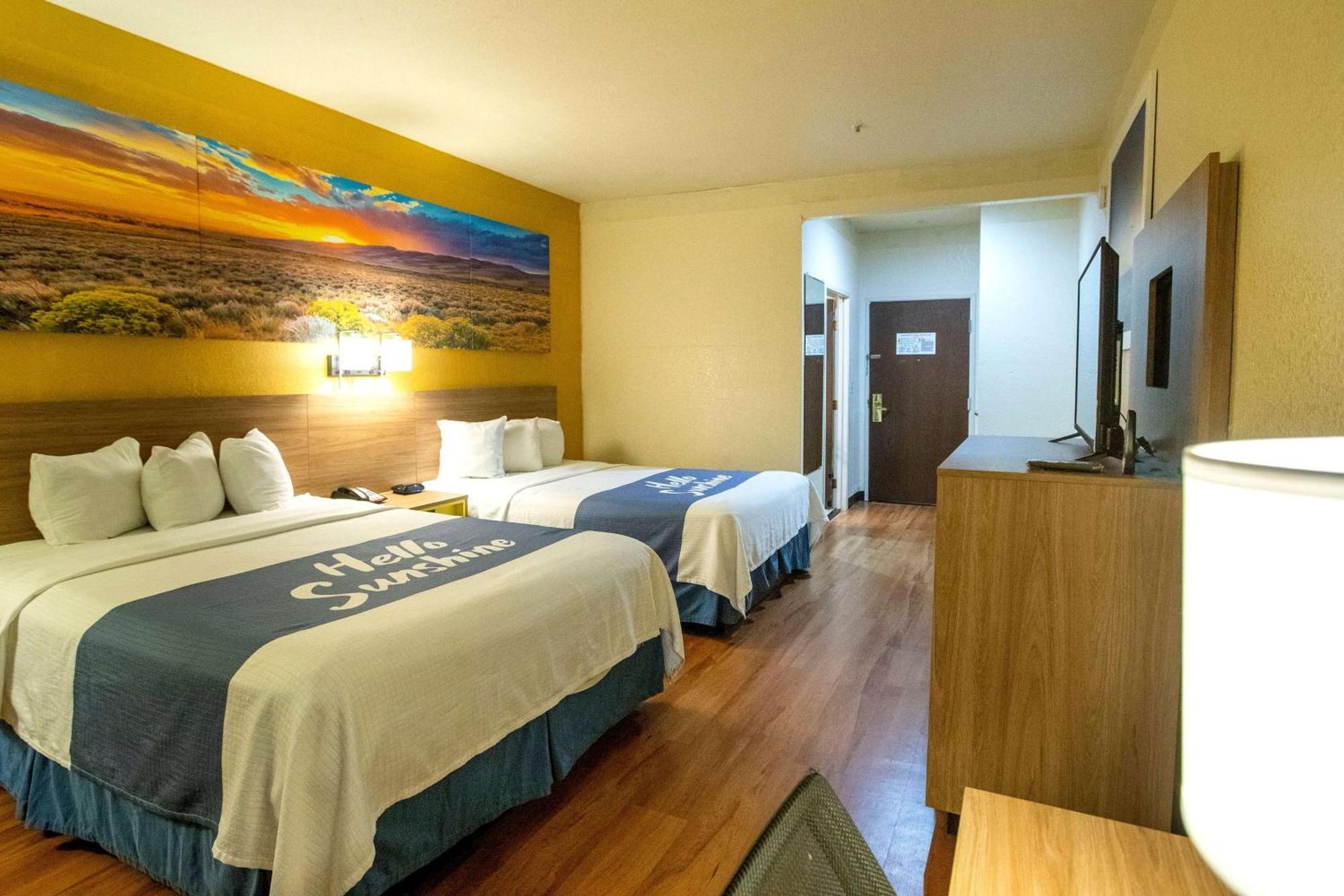 Days Inn & Suites By Wyndham Houston North/Aldine Ngoại thất bức ảnh